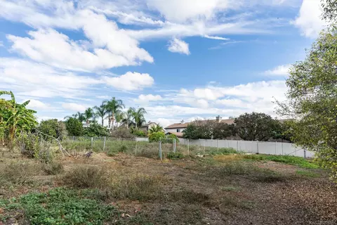 1588 Grapevine Ln, Vista, CA 92083 photo 27