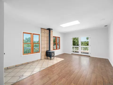 891 Phillips St, Vista, CA 92083 photo 3