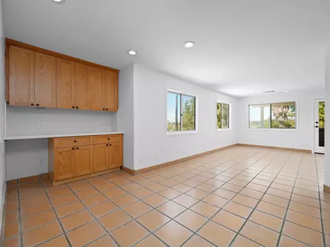 891 Phillips St, Vista, CA 92083 photo 16