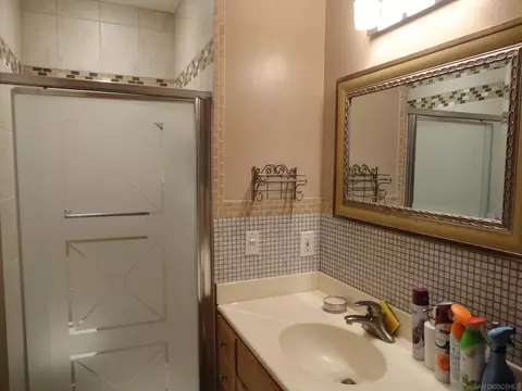 2040 E Washington, Escondido, CA 92027 photo 16