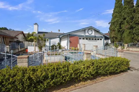 5878 Parkmead Ct, San Diego, CA 92114