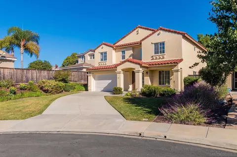 5088 Mendip St, Oceanside, CA 92057