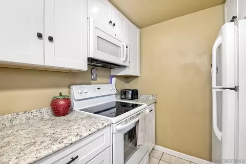 2516 Wanek Rd #B, Escondido, CA 92027 photo 5