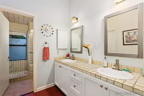 Bath - 13902 Mango, Del Mar, CA 92014 photo 1 of 3