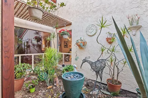 Exterior - 13902 Mango, Del Mar, CA 92014 photo 7 of 9