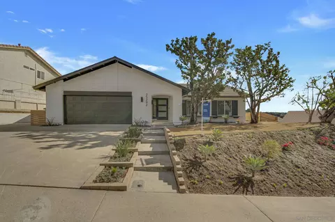 25292 Terreno Dr, Mission Viejo, CA 92691