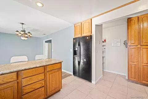 9731 Abbeyfield Rd, Santee, CA 92071 photo 15