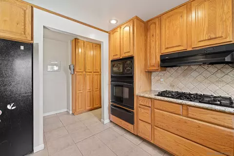 9731 Abbeyfield Rd, Santee, CA 92071 photo 16