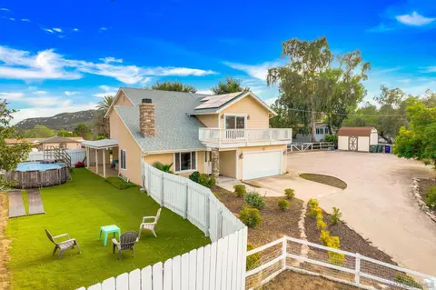 306 North Ln, El Cajon, CA 92021
