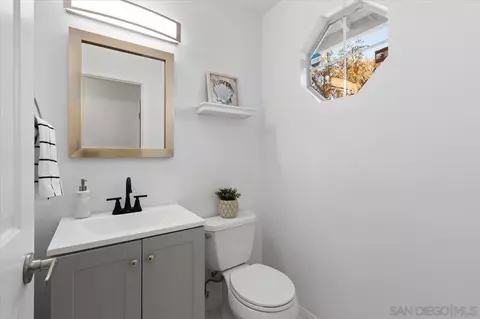 2252 Nevada Gln, Escondido, CA 92029 photo 13