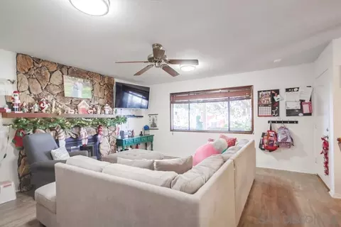 217 Joyce St, El Cajon, CA 92020 photo 12