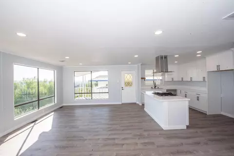 275 S Worthington St #36, Spring Valley, CA 91977 photo 10