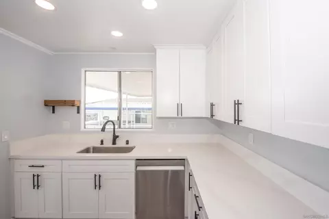 275 S Worthington St #36, Spring Valley, CA 91977 photo 6