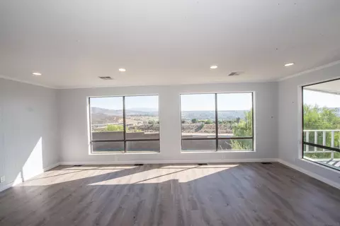 275 S Worthington St #36, Spring Valley, CA 91977 photo 12