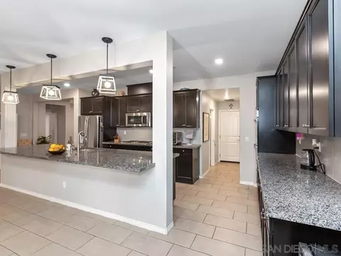 35592 Royal Ct, Winchester, CA 92596 photo 12