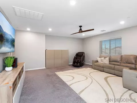 35592 Royal Ct, Winchester, CA 92596 photo 21