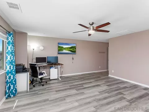 35592 Royal Ct, Winchester, CA 92596 photo 24