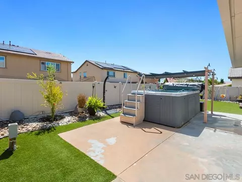 35592 Royal Ct, Winchester, CA 92596 photo 53