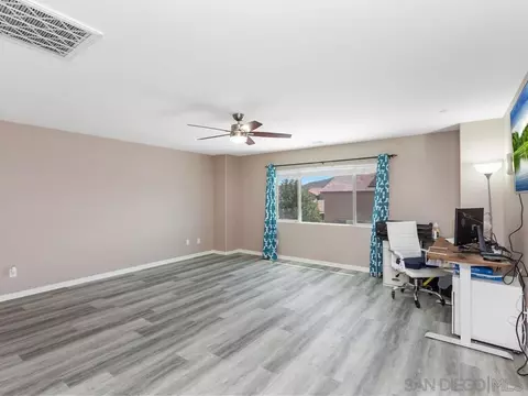 35592 Royal Ct, Winchester, CA 92596 photo 23