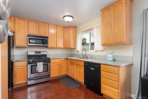 10849 El Nopal, Santee, CA 92071 photo 8