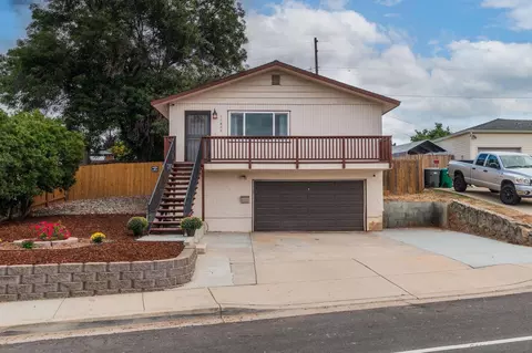 10849 El Nopal, Santee, CA 92071