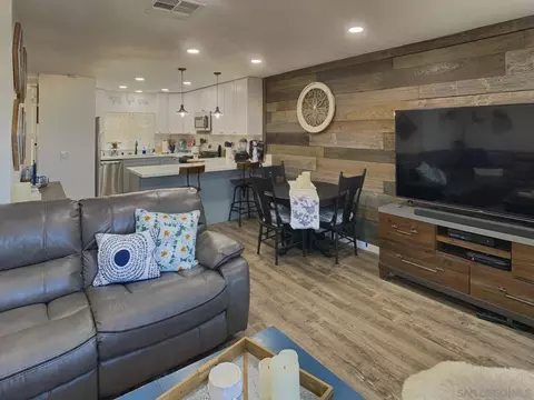 10783 Andrea Ter #B, Santee, CA 92071 photo 2