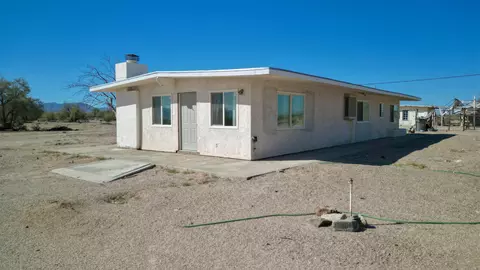 4254 Parker Rd, Twentynine Palms, CA 92277 photo 6