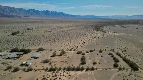 4254 Parker Rd, Twentynine Palms, CA 92277 photo 4