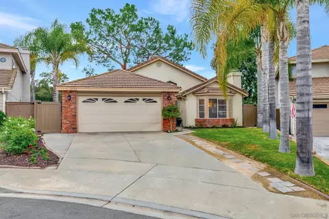 2225 Stone Valley Pl, Escondido, CA 92026 photo 3