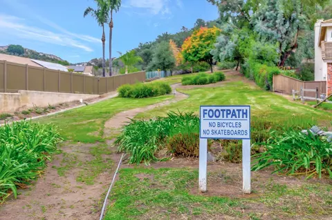 2225 Stone Valley Pl, Escondido, CA 92026 photo 42