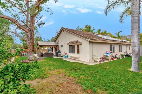 2225 Stone Valley Pl, Escondido, CA 92026 photo 11