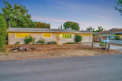 13455 Olive Tree Ln, Poway, CA 92064 photo 2