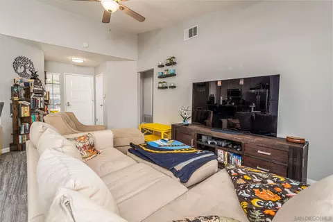 5130 Mandarin Dr, Oceanside, CA 92056 photo 5