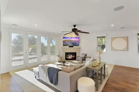 1037 Village Dr, Oceanside, CA 92057 photo 21