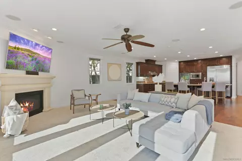 1037 Village Dr, Oceanside, CA 92057 photo 20