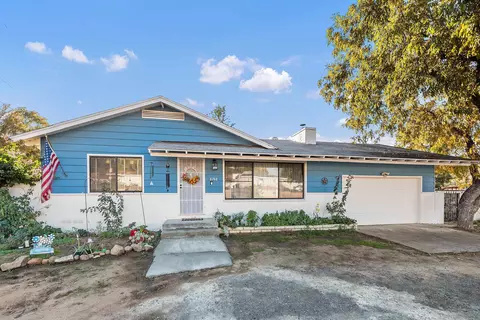 8748 Los Coches, Lakeside, CA 92040