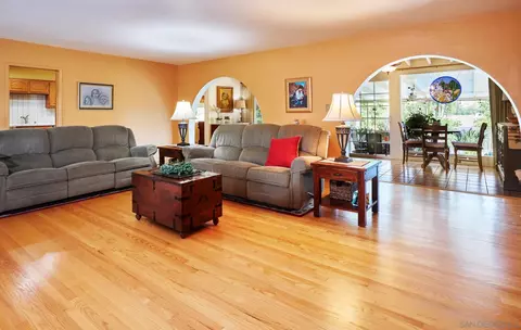 4437 Upland St, La Mesa, CA 91941 photo 8