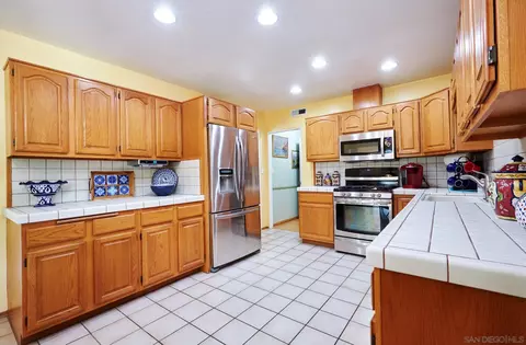 4437 Upland St, La Mesa, CA 91941 photo 12