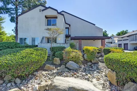 1477 Falcon Ln, El Cajon, CA 92020