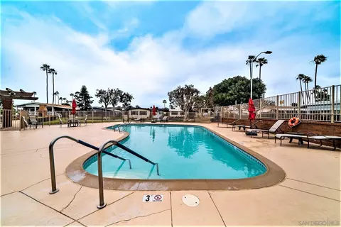 7002 San Bartolo, Carlsbad, CA 92011 photo 52