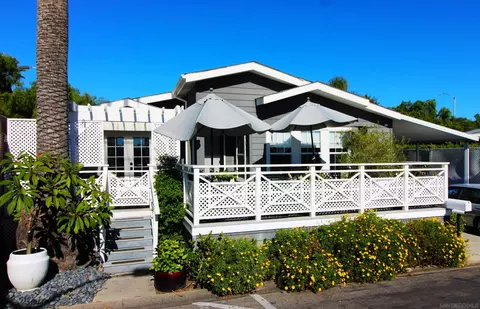 7002 San Bartolo, Carlsbad, CA 92011 photo 2