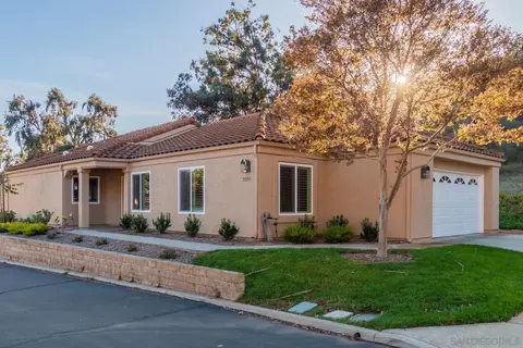 2191 Torrey Gln, Escondido, CA 92026