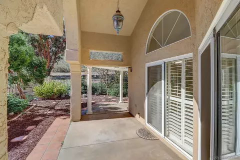 2191 Torrey Gln, Escondido, CA 92026 photo 25