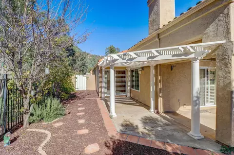 2191 Torrey Gln, Escondido, CA 92026 photo 26
