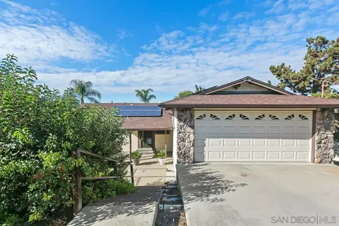 9114 El Cerro Dr, Lakeside, CA 92040