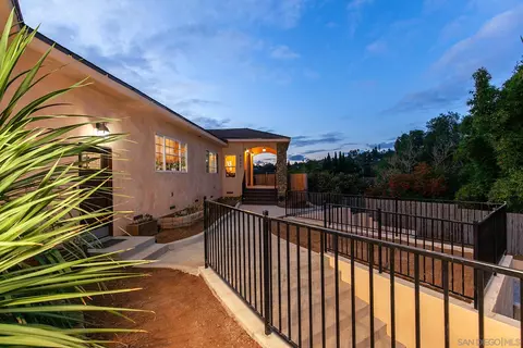 4292 Merritt Blvd, La Mesa, CA 91941 photo 6