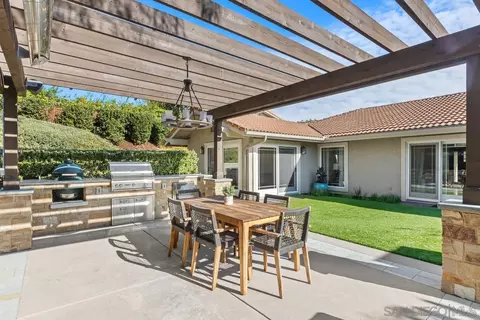 5590 Calle Miramar, La Jolla, CA 92037 photo 19