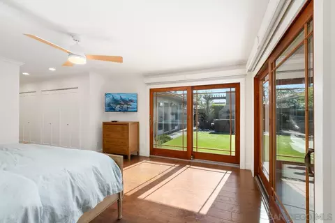 5590 Calle Miramar, La Jolla, CA 92037 photo 23
