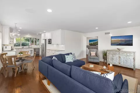 5590 Calle Miramar, La Jolla, CA 92037 photo 11