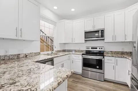 18557 Caminito Pasadero UNIT 384, San Diego, CA 92128